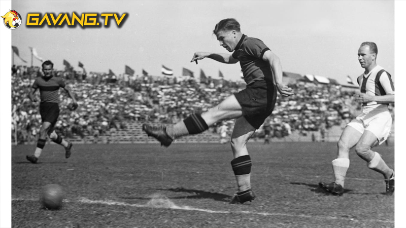 Ferenc Puskás – 746+ Bàn Thắng